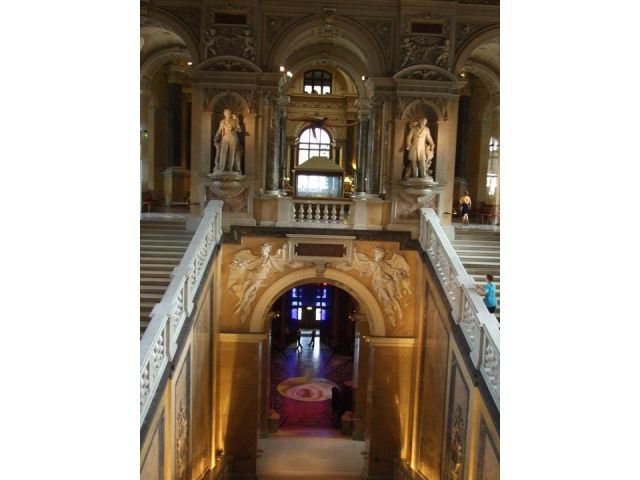 249648_122624971153865_100002190873856_174275_7675750_n