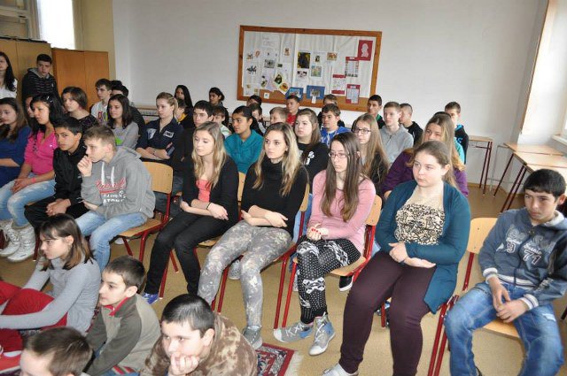 1896908_601108266638864_356065857_n