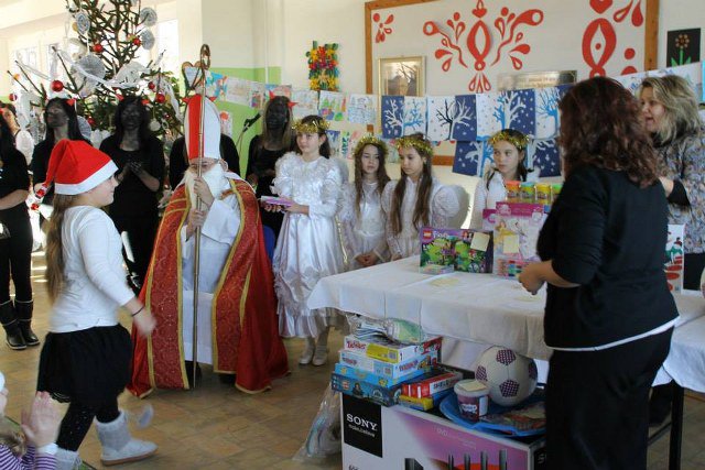 1455161_558324410917250_848309732_n